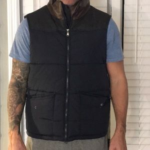 American Stitch blue brown puffer Vest large